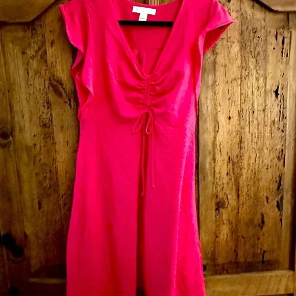 sleeves pink midi dress Pink Scallop Midi Dress – Park Boutique